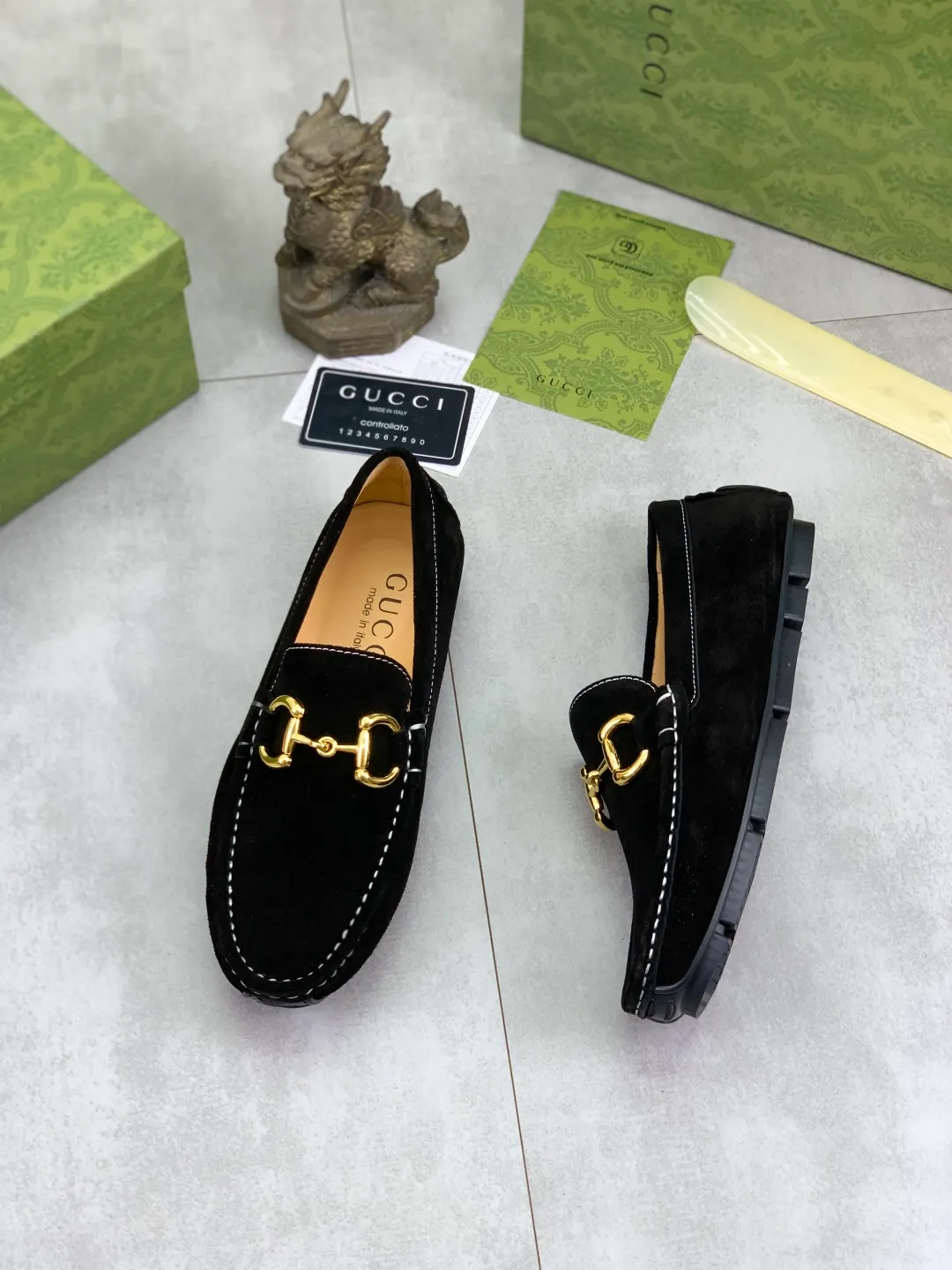 Men's men's shoes 💰P340💰[New style]🆘[GUCCI] New classic beanie shoes; Hong Kong original top quality, exquisite craftsmanship, top quality💪🏼High-end boutique men's beanie shoes, British fashion style 🎈The upper is made of Italian imported calfskin🔥, comfortable and breathable, fully imported soft pigskin lining, lazy slip-on Loaf style This fabric is made of 🇮🇹🎈, which is suitable for drivers to drive, and the original non-slip and wear-resistant rubber outsole 🎈Number of codes: 38-45 Multi-color 🉑️ to choose from